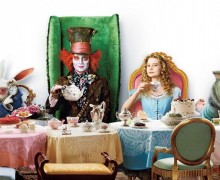Cinegiornale.net alice_in_wonderland_sequel-220x180 Johnny Depp e Mia Wasikowska confermati per Alice in Wonderland 2 News  