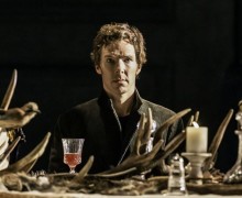 Cinegiornale.net Cumberbatch11-220x180 "AMLETO" L'evento per il quattrocentesimo anniversario della morte di Shakespeare Eventi Stranieri  