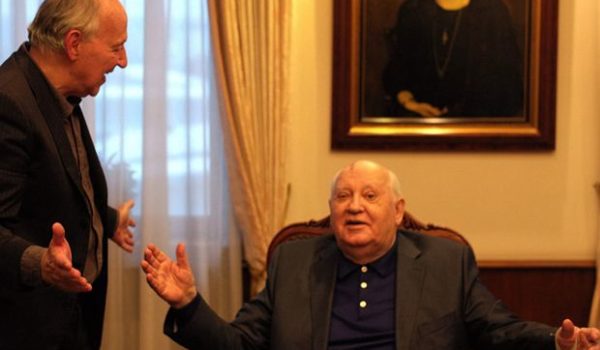 Cinegiornale.net meeting-gorbachev-recensione-del-documentario-di-werner-herzog-600x350 Meeting Gorbachev – Recensione del documentario di Werner Herzog News Recensioni  
