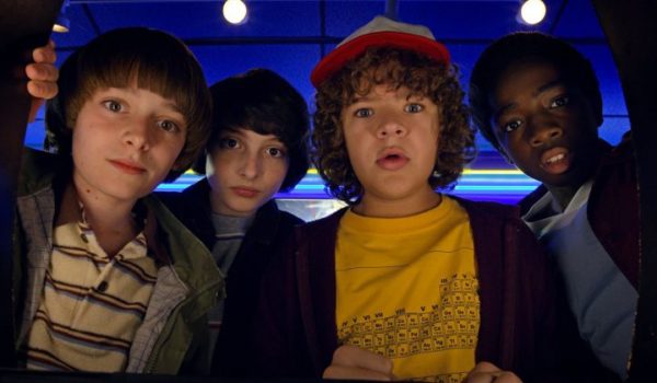 Cinegiornale.net il-vintage-marketing-di-stranger-things-una-nostalgia-anni-80-gia-cult-nella-serie-tv-netflix-600x350 Il vintage marketing di Stranger Things: una nostalgia anni ’80 già cult nella serie tv Netflix Curiosità News  