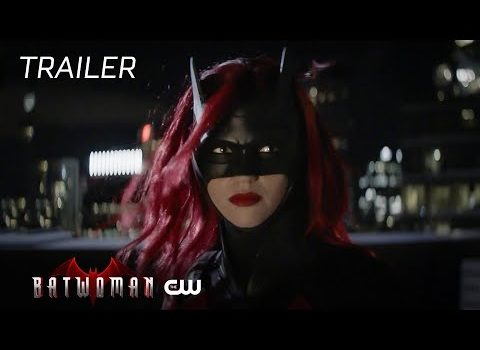 Cinegiornale.net batwoman-hush-e-magpie-entrano-in-azione-nel-nuovo-trailer-della-serie-dc-480x350 Batwoman: Hush e Magpie entrano in azione nel nuovo trailer della serie DC News Serie-tv  