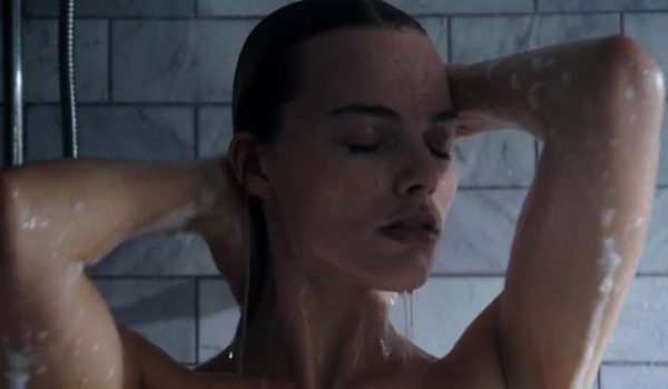 Cinegiornale.net margot-robbie-la-beauty-routine-dellattrice-in-stile-american-psycho-600x350 Margot Robbie: la beauty routine dell’attrice in stile American Psycho News  