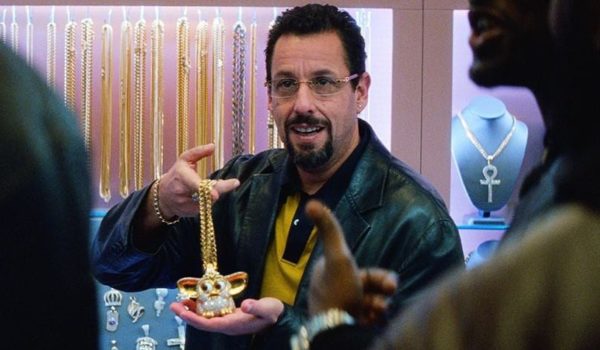 Cinegiornale.net adam-sandler-lattore-ha-rischiato-il-soffocamento-durante-le-riprese-di-diamanti-grezzi-600x350 Adam Sandler: l’attore ha rischiato il soffocamento durante le riprese di Diamanti Grezzi News  