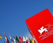 Cinegiornale.net festival-di-venezia-zaia-conferma-settembre-come-mese-utile-per-svolgere-la-kermesse-220x180 Festival di Venezia: Zaia conferma settembre come mese utile per svolgere la kermesse News  