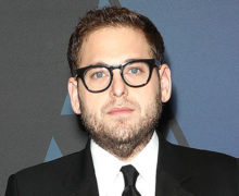 Cinegiornale.net jonah-hill-e-ufficialmente-lattore-che-dice-piu-parolacce-al-cinema-220x180 Jonah Hill è ufficialmente l’attore che dice più parolacce al cinema News  