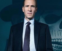 Cinegiornale.net matilda-ralph-fiennes-interpretera-la-signorina-trinciabue-nelladattamento-netflix-220x180 Matilda: Ralph Fiennes interpreterà la signorina Trinciabue nell’adattamento Netflix News  