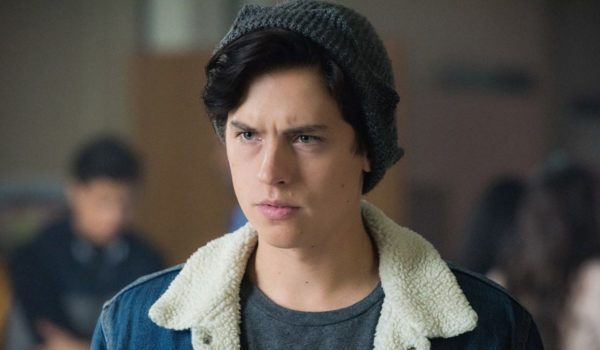 Cinegiornale.net cole-sprouse-e-stato-arrestato-durante-una-manifestazione-di-black-lives-matter-600x350 Cole Sprouse è stato arrestato durante una manifestazione di Black Lives Matter News  