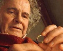 Cinegiornale.net ian-holm-morto-il-bilbo-baggins-de-il-signore-degli-anelli-220x180 Ian Holm: morto il Bilbo Baggins de Il Signore degli Anelli News  