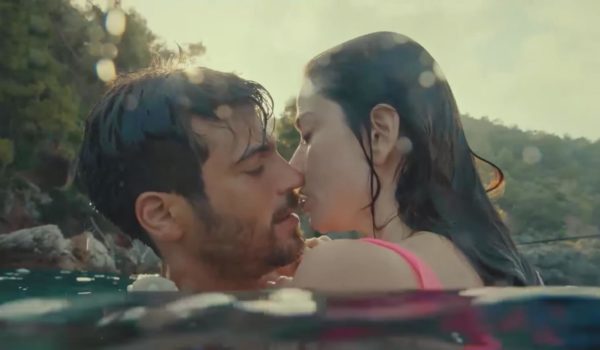 Cinegiornale.net bay-yanlis-quarta-puntata-dove-e-come-vederla-in-italiano-e-i-nuovi-trailer-600x350 Bay Yanlis quarta puntata, dove e come vederla in italiano e i nuovi trailer News Serie-tv  