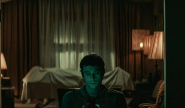 Cinegiornale.net the-vigil-nel-trailer-del-film-una-veglia-notturna-si-trasforma-in-orrore-600x350 The Vigil: nel trailer del film una veglia notturna si trasforma in orrore News  