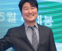 Cinegiornale.net baby-box-broker-song-kang-ho-protagonista-del-film-di-hirokazu-koreeda-220x180 Baby, Box, Broker: Song Kang-ho protagonista del film di Hirokazu Kore’eda News  