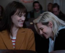 Cinegiornale.net happiest-season-le-prime-foto-del-film-con-kristen-stewart-220x180 Happiest Season: le prime foto del film con Kristen Stewart News  