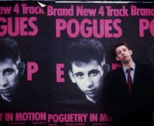 Cinegiornale.net crock-of-gold-il-primo-trailer-del-documentario-su-shane-macgowan-prodotto-da-johnny-depp-220x180 Crock of Gold: il primo trailer del documentario su Shane MacGowan prodotto da Johnny Depp News  