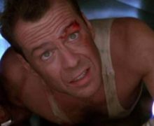 Cinegiornale.net die-hard-is-back-bruce-willis-nei-panni-di-john-mcclane-in-un-video-220x180 Die Hard Is Back: Bruce Willis nei panni di John McClane in un video News  