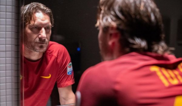 Cinegiornale.net mi-chiamo-francesco-totti-il-docufilm-e-campione-dincassi-600x350 Mi chiamo Francesco Totti: il docufilm è campione d’incassi Box Office News  