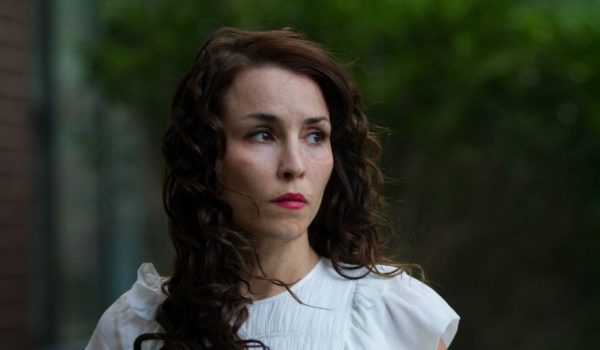 Cinegiornale.net black-crab-noomi-rapace-protagonista-del-film-post-apocalittico-di-netflix-600x350 Black Crab: Noomi Rapace protagonista del film post-apocalittico di Netflix News  