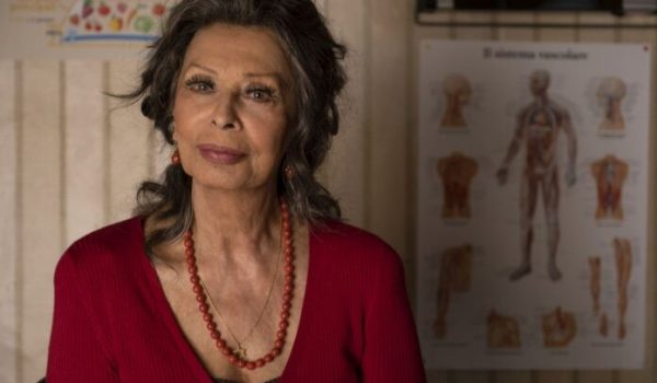 Cinegiornale.net la-vita-davanti-a-se-recensione-del-film-con-sophia-loren-600x350 La vita davanti a sé: recensione del film con Sophia Loren News Recensioni  