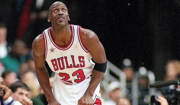 Cinegiornale.net the-last-dance-michael-jordan-dona-2-milioni-ricevuti-per-la-serie-600x350 The Last Dance: Michael Jordan dona 2 milioni ricevuti per la serie News  