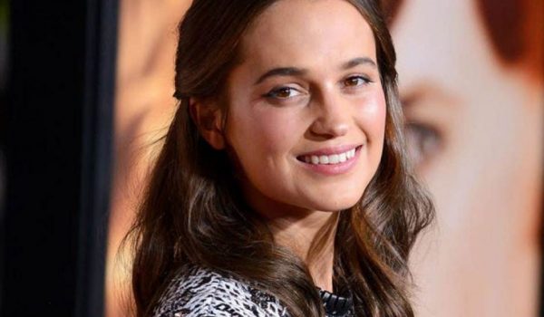 Cinegiornale.net irma-vep-alicia-vikander-protagonista-della-miniserie-hbo-600x350 Irma Vep: Alicia Vikander protagonista della miniserie HBO News  