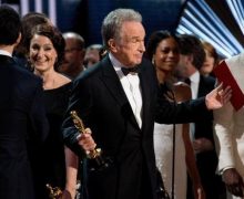 Cinegiornale.net moonlight-la-sera-in-cui-loscar-al-miglior-film-ando-per-sbaglio-a-la-la-land-220x180 Moonlight: la sera in cui l’Oscar al Miglior film andò per sbaglio a La La Land News  
