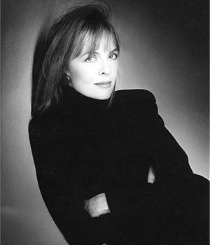 Cinegiornale.net diane-keaton-la-carismatica-donna-coi-guanti-compie-75-anni-300x350 Diane Keaton | la carismatica “donna coi guanti” compie 75 anni News  