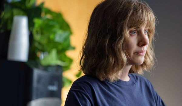 Cinegiornale.net horse-girl-recensione-del-film-drammatico-originale-netflix-600x350 Horse Girl: recensione del film drammatico originale Netflix News Recensioni  