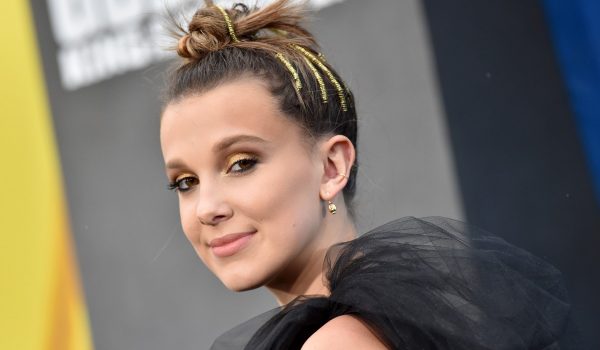 Cinegiornale.net il-toccante-messaggio-di-millie-bobby-brown-sul-lato-oscuro-della-sua-fama-io-insultata-e-sessualizzata-600x350 Il toccante messaggio di Millie Bobby Brown sul “lato oscuro” della sua fama: «Io insultata e sessualizzata» News Serie-tv  