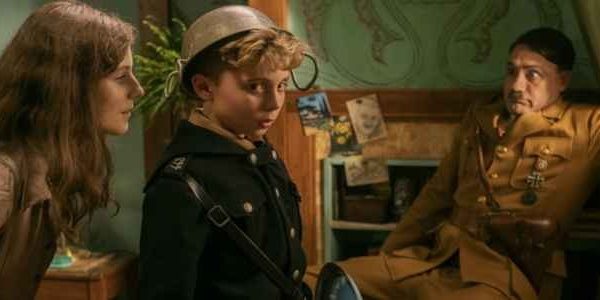 Cinegiornale.net torino-film-festival-2019-jojo-rabbit-la-recensione-della-satira-sul-nazismo-di-taika-waititi-600x300 Torino Film Festival 2019, Jojo Rabbit: la recensione della satira sul nazismo di Taika Waititi News Recensioni Serie-tv  