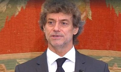 Cinegiornale.net alberto-angela-lannuncio-commuove-gli-italiani-non-lo-vedremo-mai-piu Alberto Angela, l’annuncio commuove gli italiani | Non lo vedremo mai più Gossip News  