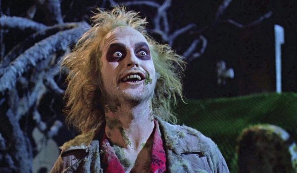 Cinegiornale.net beetlejuice-2-le-nuove-foto-dal-set-svelano-un-cimitero-spettrale-e-una-chiesa-che-ricorda-quella-del-primo-film-600x350 Beetlejuice 2, le nuove foto dal set svelano un cimitero spettrale e una chiesa che ricorda quella del primo film News  
