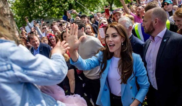 Cinegiornale.net ecco-perche-william-e-kate-hanno-fatto-tardi-allincoronazione-la-ragione-e-davvero-insolita-600x350 Ecco perchè William e Kate hanno fatto tardi all’incoronazione | La ragione è davvero insolita Gossip News  