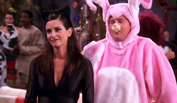 Cinegiornale.net friends-matthew-perry-rievoca-il-mitico-coniglio-rosa-per-pasqua-600x350 Friends: Matthew Perry rievoca il mitico coniglio rosa per Pasqua News  