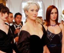 Cinegiornale.net il-diavolo-veste-prada-5-imperdibili-curiosita-sulliconico-film-con-meryl-streep-e-anne-hathaway-220x180 Il Diavolo veste Prada: 5 imperdibili curiosità sull’iconico film con Meryl Streep e Anne Hathaway News  