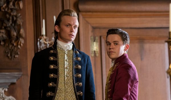 Cinegiornale.net la-regina-carlotta-la-serie-prequel-sulliconica-regina-dinghilterra-presenta-la-prima-coppia-queer-delluniverso-bridgerton-600x350 La regina Carlotta: la serie prequel sull’iconica regina d’Inghilterra presenta la prima coppia queer dell’universo Bridgerton News  