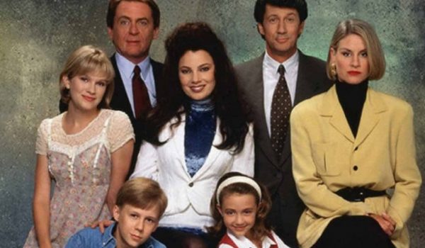 Cinegiornale.net la-tata-il-cast-della-sitcom-in-una-simpatica-reunion-virtuale-600x350 La Tata: il cast della sitcom in una simpatica reunion virtuale News  