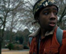 Cinegiornale.net stranger-things-caleb-mclaughlin-spiega-perche-concludere-la-serie-con-la-quinta-stagione-ha-senso-220x180 Stranger Things, Caleb McLaughlin spiega perché concludere la serie con la quinta stagione “ha senso” News  