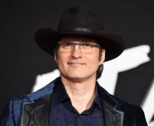 Cinegiornale.net the-mandalorian-2-robert-rodriguez-fra-i-registi-della-seconda-stagione-220x180 The Mandalorian 2: Robert Rodriguez fra i registi della seconda stagione News  