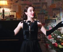 Cinegiornale.net the-marvelous-mrs-maisel-il-creatore-della-serie-incolpa-gli-anelli-del-potere-per-la-fine-improvvisa-dello-spettacolo-220x180 The Marvelous Mrs. Maisel: il creatore della serie incolpa gli Anelli del Potere per la fine improvvisa dello spettacolo News  