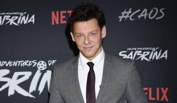 Cinegiornale.net animali-fantastici-3-richard-coyle-si-aggiunge-al-cast-del-film-1-600x350 Animali Fantastici 3: Richard Coyle si aggiunge al cast del film News  