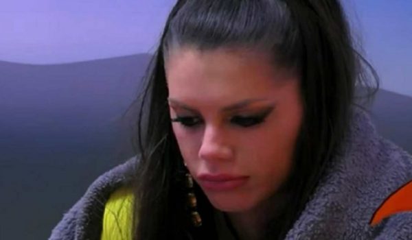 Cinegiornale.net antonella-fiordelisi-abbordata-da-un-barbone-aveva-una-bottiglia-rotta-poi-spunta-la-verita-600x350 Antonella Fiordelisi abbordata da un barbone: “Aveva una bottiglia rotta” | Poi spunta la verità Gossip News  