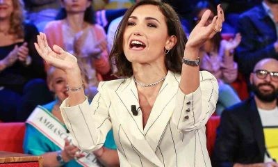 Cinegiornale.net contratto-bollente-per-caterina-balivo-il-sogno-di-avvera-pronta-a-firmare Contratto bollente per Caterina Balivo: il sogno di avvera | Pronta a firmare Gossip News  