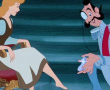 Cinegiornale.net disney-quiz-sai-riconoscere-il-personaggio-disney-dalle-scarpe-220x180 Disney Quiz: sai riconoscere il personaggio Disney dalle scarpe? News  