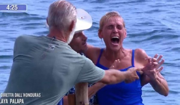 Cinegiornale.net finale-horror-scoppia-la-polemica-sullisola-dei-famosi-prossima-edizione-a-rischio-600x350 “Finale Horror”: scoppia la polemica sull’Isola dei Famosi | Prossima edizione a rischio Gossip News  