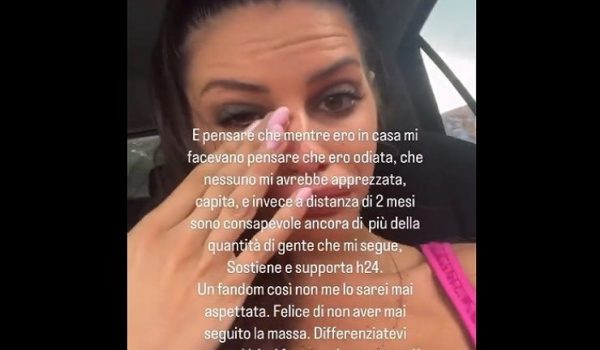 Cinegiornale.net fiumi-di-lacrime-antonella-fiordelisi-scoppia-a-piangere-glielo-hanno-fatto-di-nuovo-600x350 “Fiumi di lacrime”: Antonella Fiordelisi scoppia a piangere | Glielo hanno fatto di nuovo Gossip News  