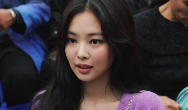 Cinegiornale.net jennie-kim-la-cantante-delle-blackpink-presto-nellmcu-per-interpretare-una-supereroina-k-pop-600x350 Jennie Kim, la cantante delle Blackpink presto nell’MCU per interpretare una supereroina K-Pop News  