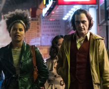 Cinegiornale.net joker-2-zazie-beetz-parla-del-sequel-folie-a-deux-vi-fara-impazzire-220x180 Joker 2, Zazie Beetz parla del sequel: “Folie à Deux vi farà impazzire” News  