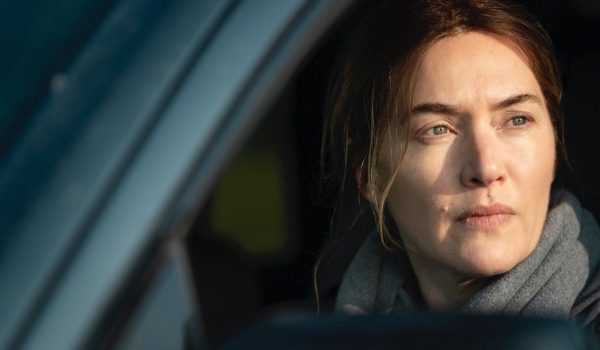 Cinegiornale.net mare-of-easttown-il-trailer-della-nuova-miniserie-con-kate-winslet-600x350 Mare of Easttown: il trailer della nuova miniserie con Kate Winslet News Serie-tv  