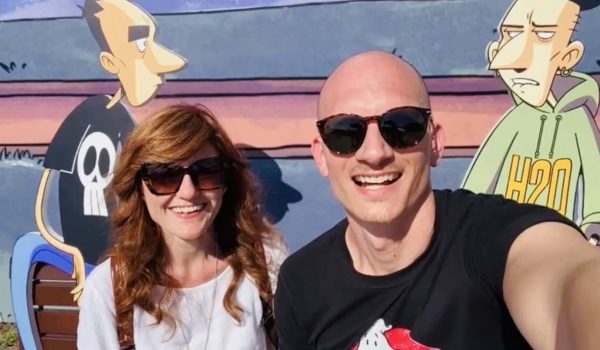 Cinegiornale.net questo-mondo-non-mi-rendera-cattivo-semo-annati-a-pija-er-gelato-con-zerocalcare-evento-netflix-roma-video-600x350 Questo mondo non mi renderà cattivo: semo annati a pijà er gelato con Zerocalcare | Evento Netflix Roma (VIDEO) News Serie-tv  