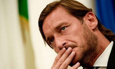 Cinegiornale.net sullorlo-del-fallimento-brutte-notizie-per-francesco-totti-le-indiscrezioni-clamorose “Sull’orlo del fallimento”: brutte notizie per Francesco Totti | Le indiscrezioni clamorose Gossip News  