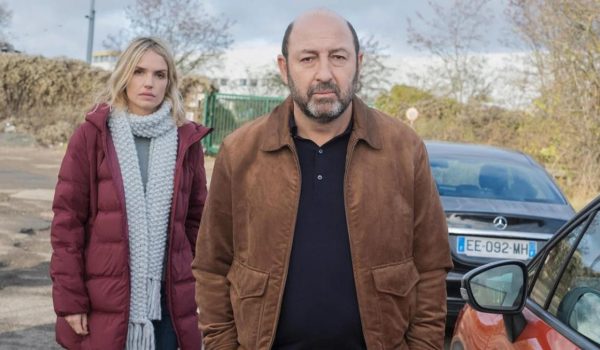 Cinegiornale.net un-marito-sospetto-la-storia-vera-del-caso-irrisolto-che-ha-ispirato-il-film-600x350 Un marito sospetto: la storia vera del caso irrisolto che ha ispirato il film Curiosità News  